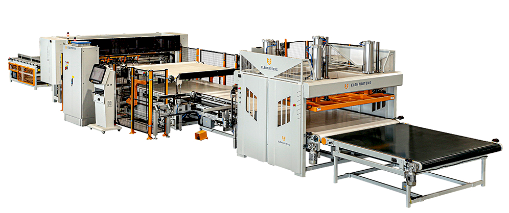 Automation in bedding manufacturing. Elektroteks’ EZ-Build automated mattress assembly system automatically adjusts to different sizes. 